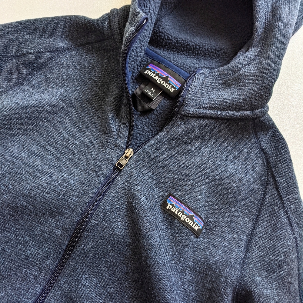Patagonia Blue Zip Up Jacket. - Picture 2 of 2